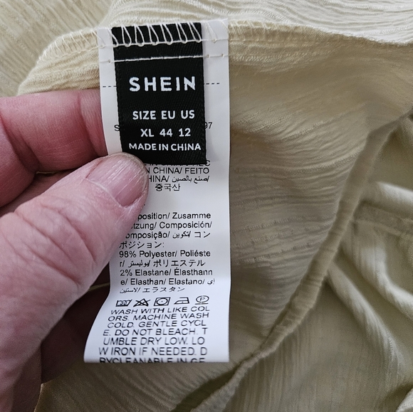 SHEIN Cream with Black Trim Skirt Set. Size XL - Picture 6 of 8